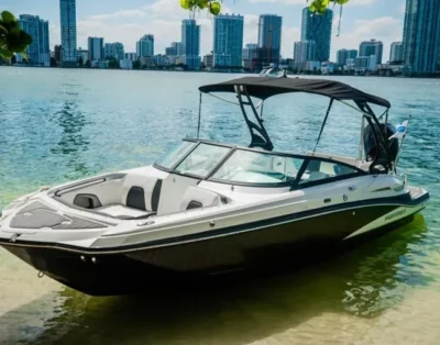 27-Ft MONTEREY Sport